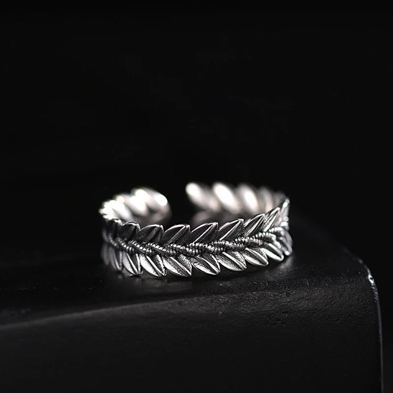 Aurelian Leaf Ring
