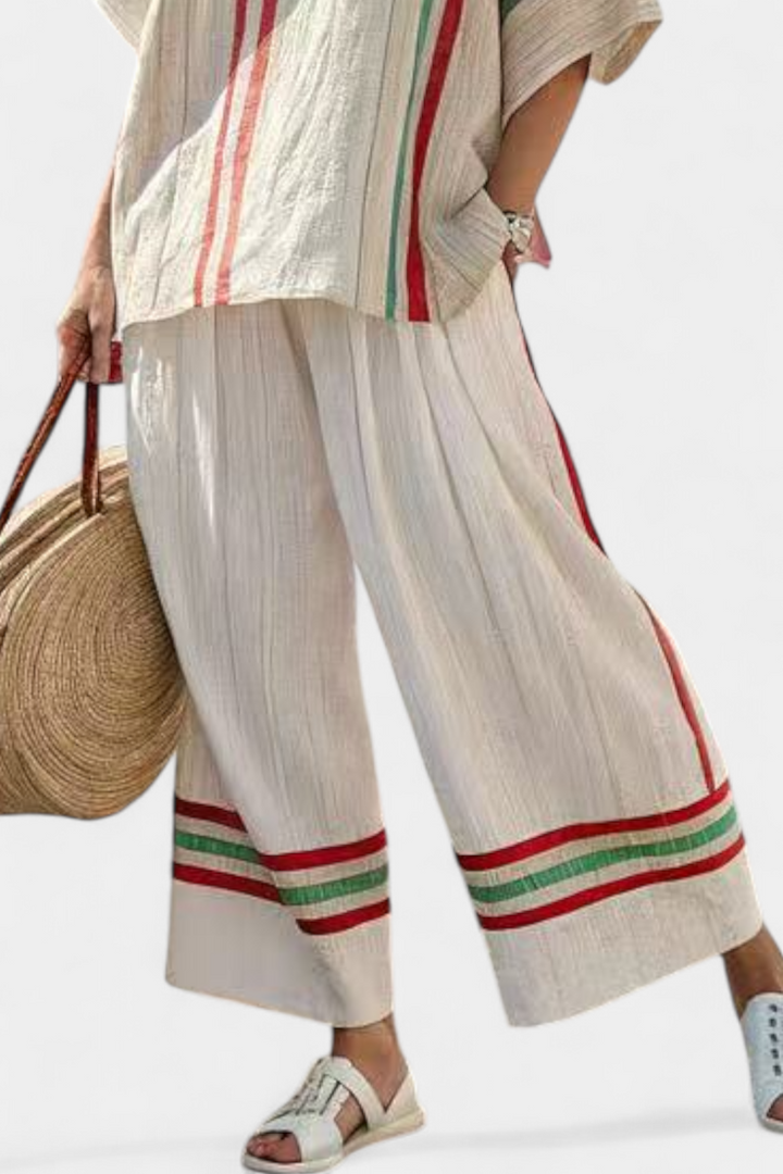 Elizabeth Chic Set