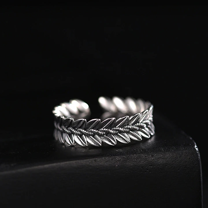 Aurelian Leaf Ring