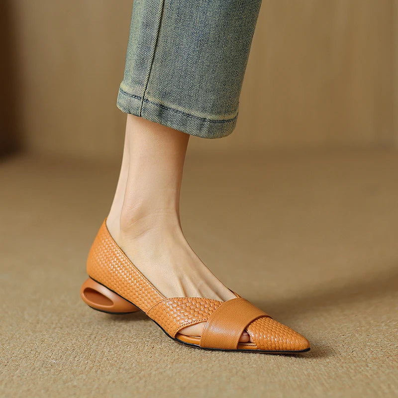 Avressa Bay Pumps