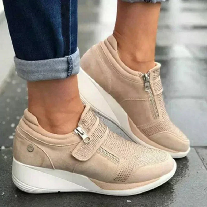 Amelia Comfort Sneakers