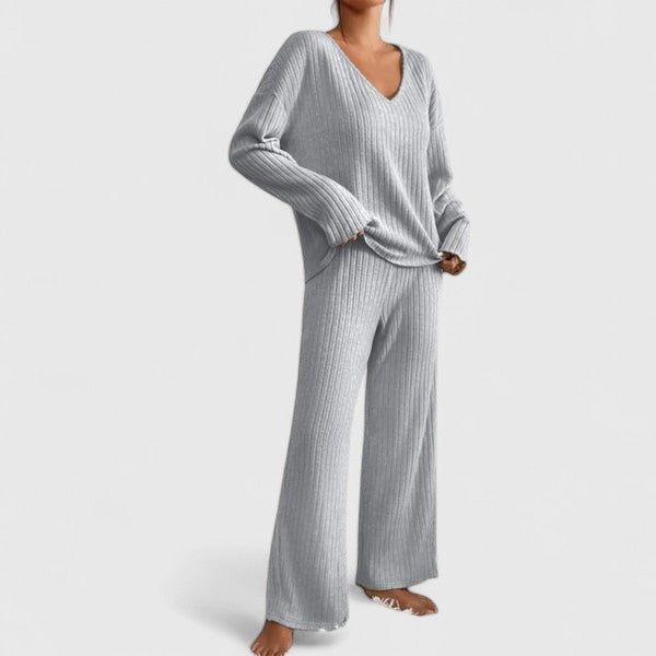 Calmora Ribbed Knit Set
