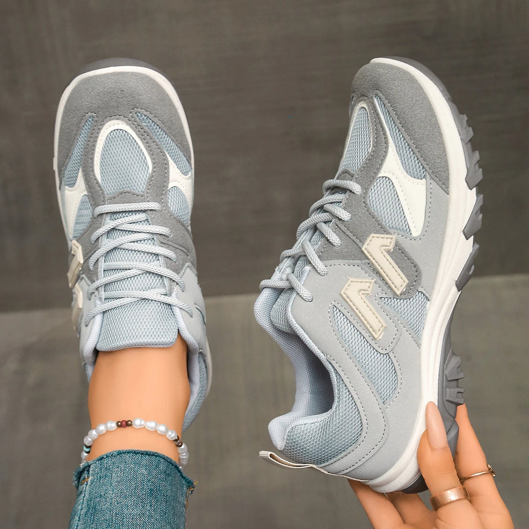Valencia Motion Sneakers
