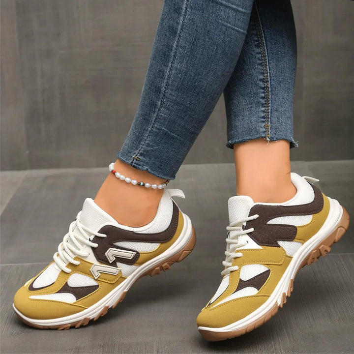 Valencia Motion Sneakers