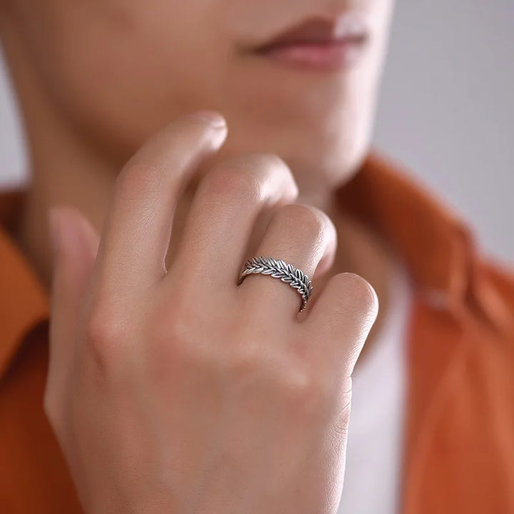Aurelian Leaf Ring