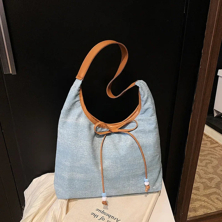 Selvi Cloud Tote