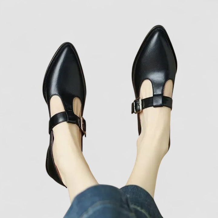 Alessandra Leather Pointed Shoes
