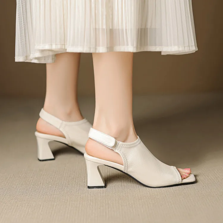 Stella Via Leather Sandals
