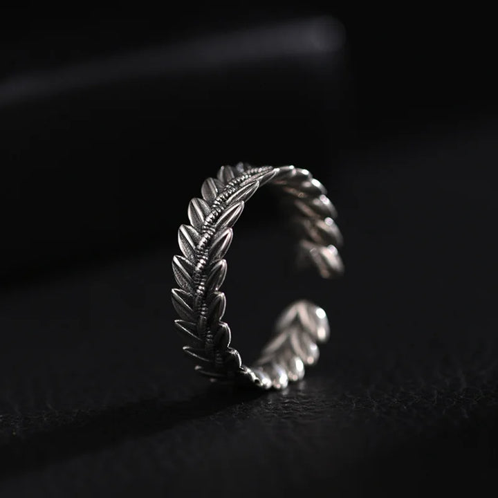 Aurelian Leaf Ring