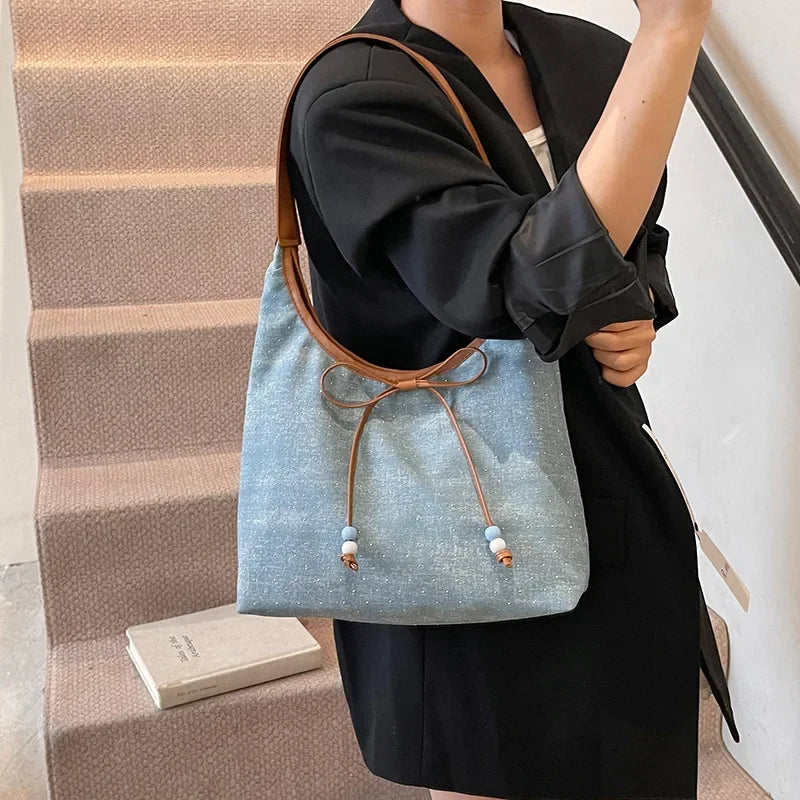 Selvi Cloud Tote