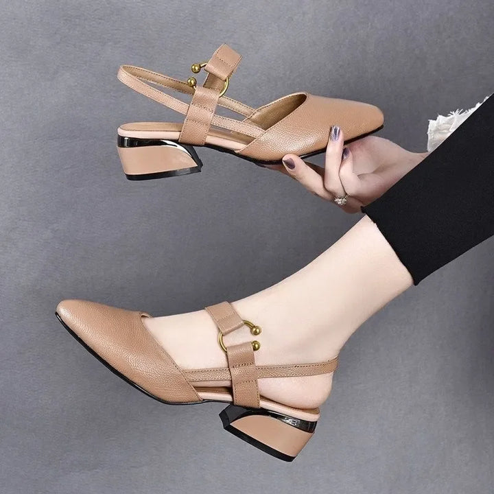 Alessia Point Pumps