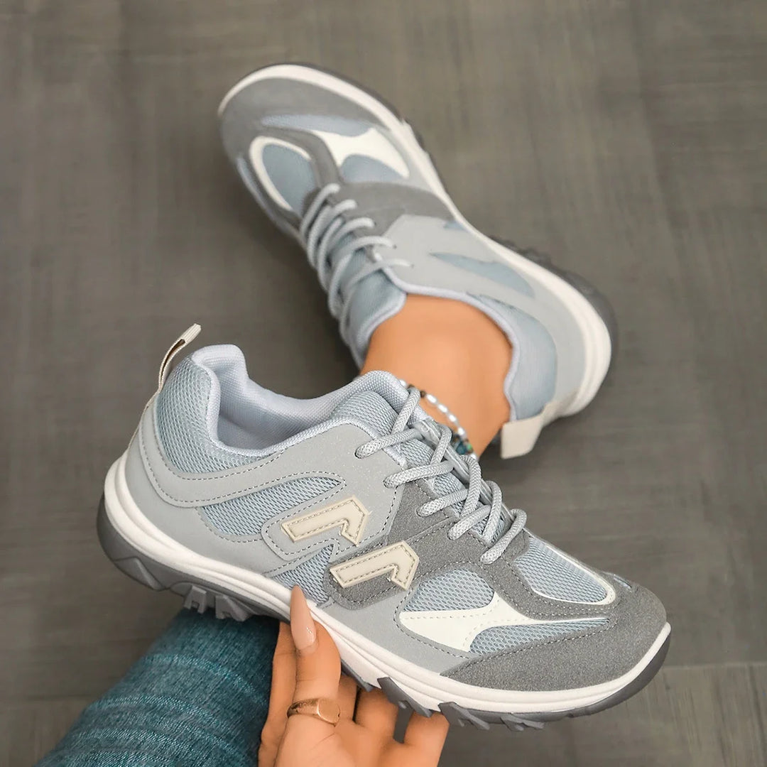 Valencia Motion Sneakers
