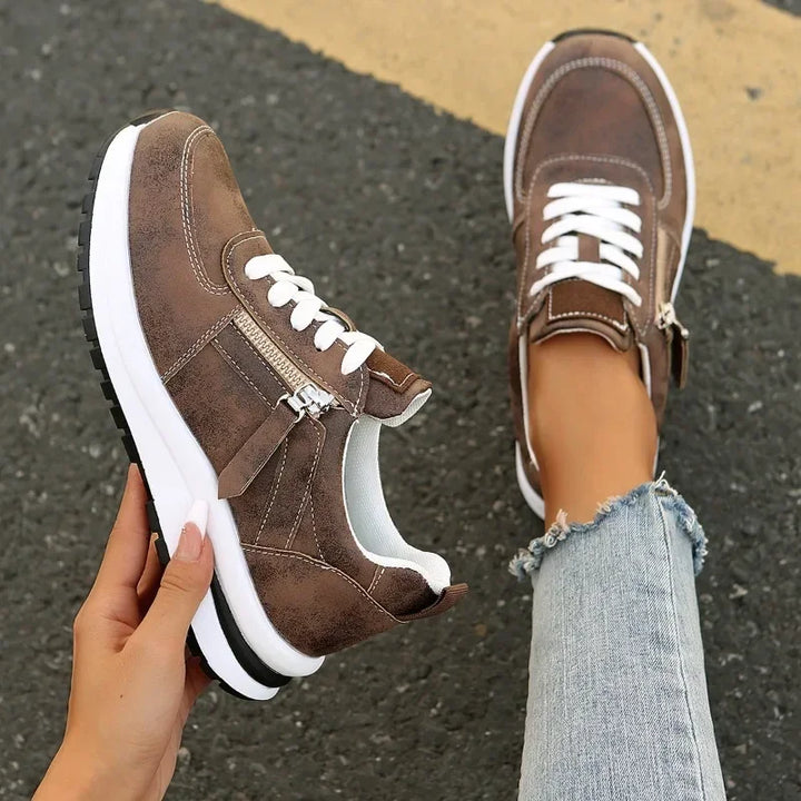 Lyna Comfort Sneakers