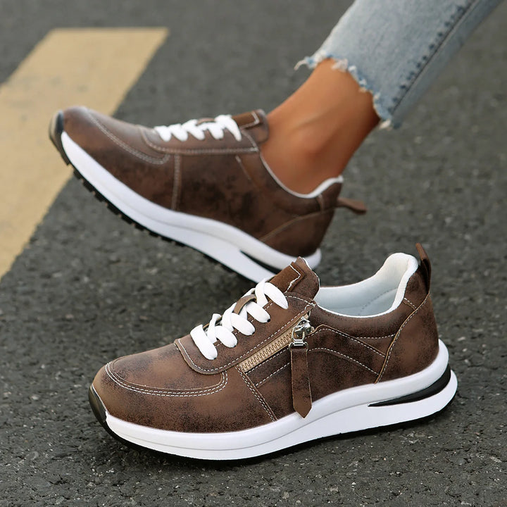 Lyna Comfort Sneakers