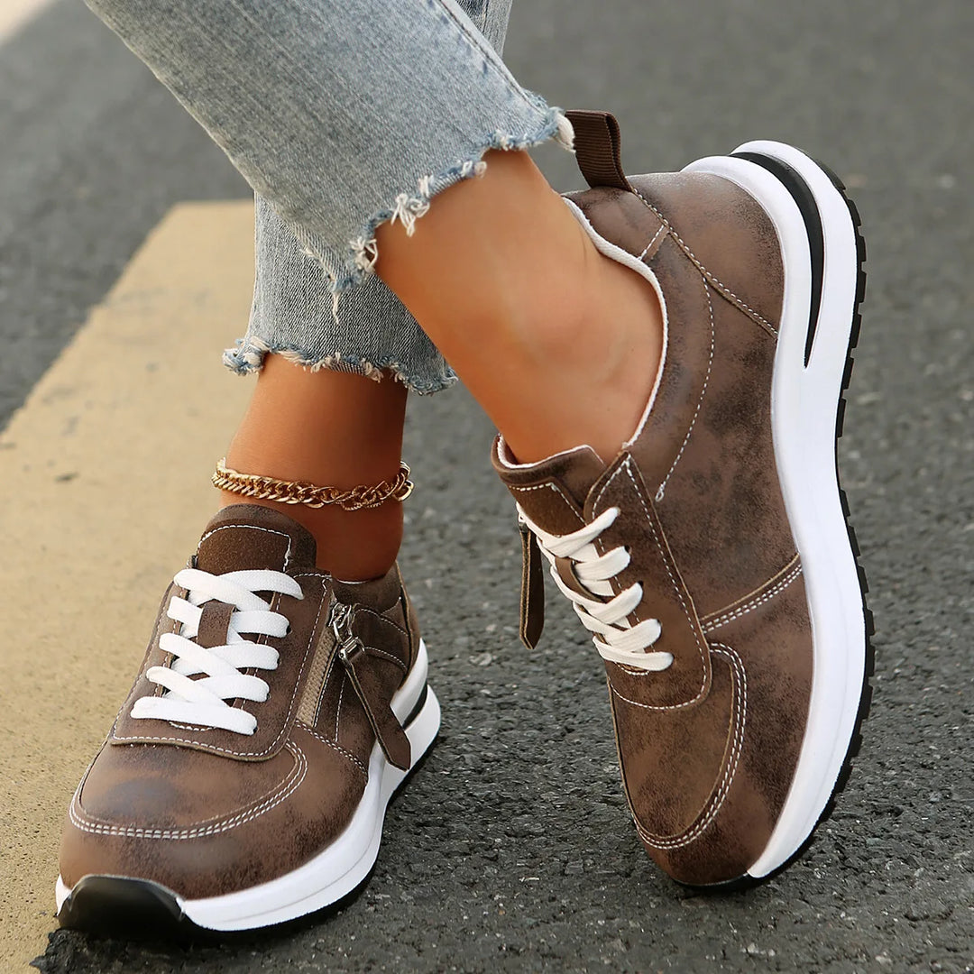 Lyna Comfort Sneakers