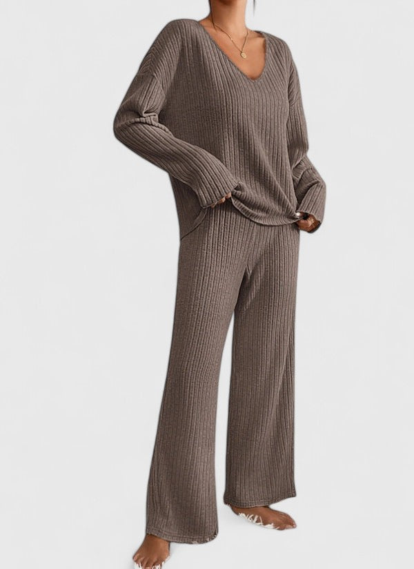 Calmora Ribbed Knit Set