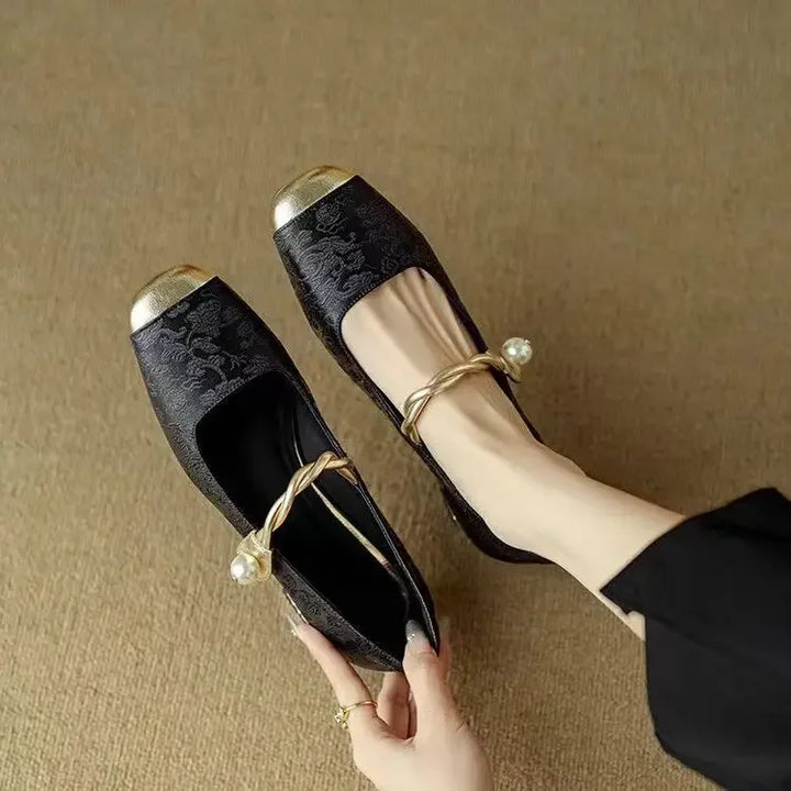 Cordelia Classic Shoes
