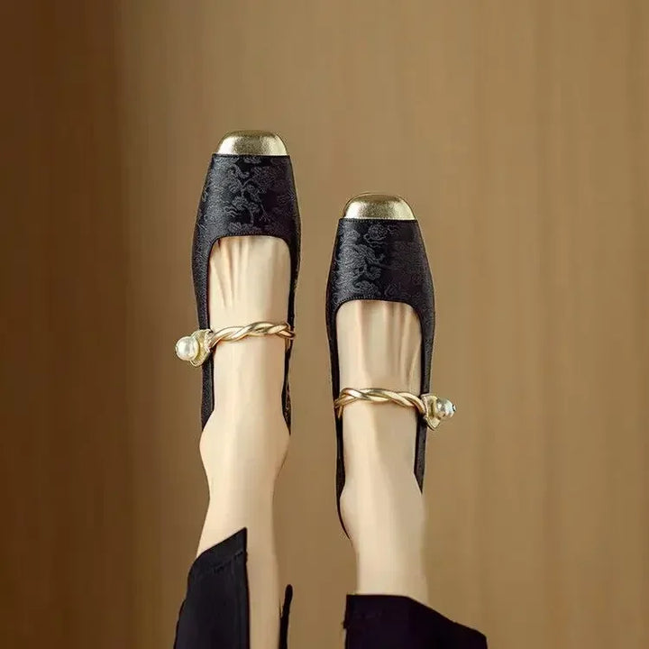 Cordelia Classic Shoes