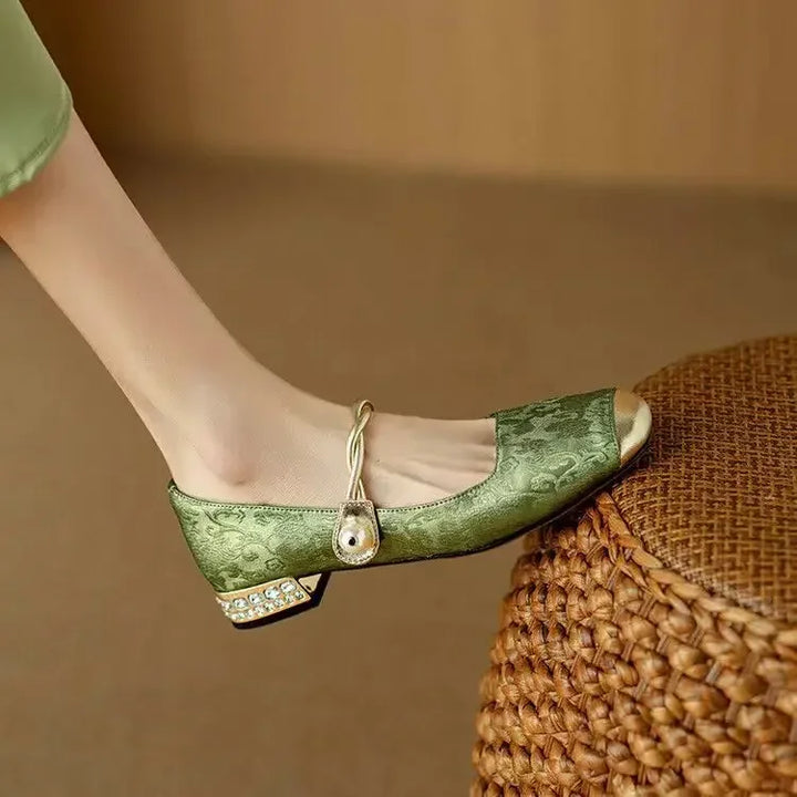 Cordelia Classic Shoes