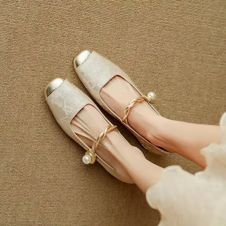 Cordelia Classic Shoes